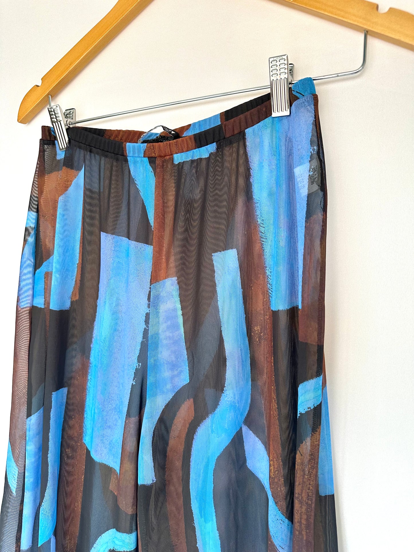 Zara · Calça em micro tule