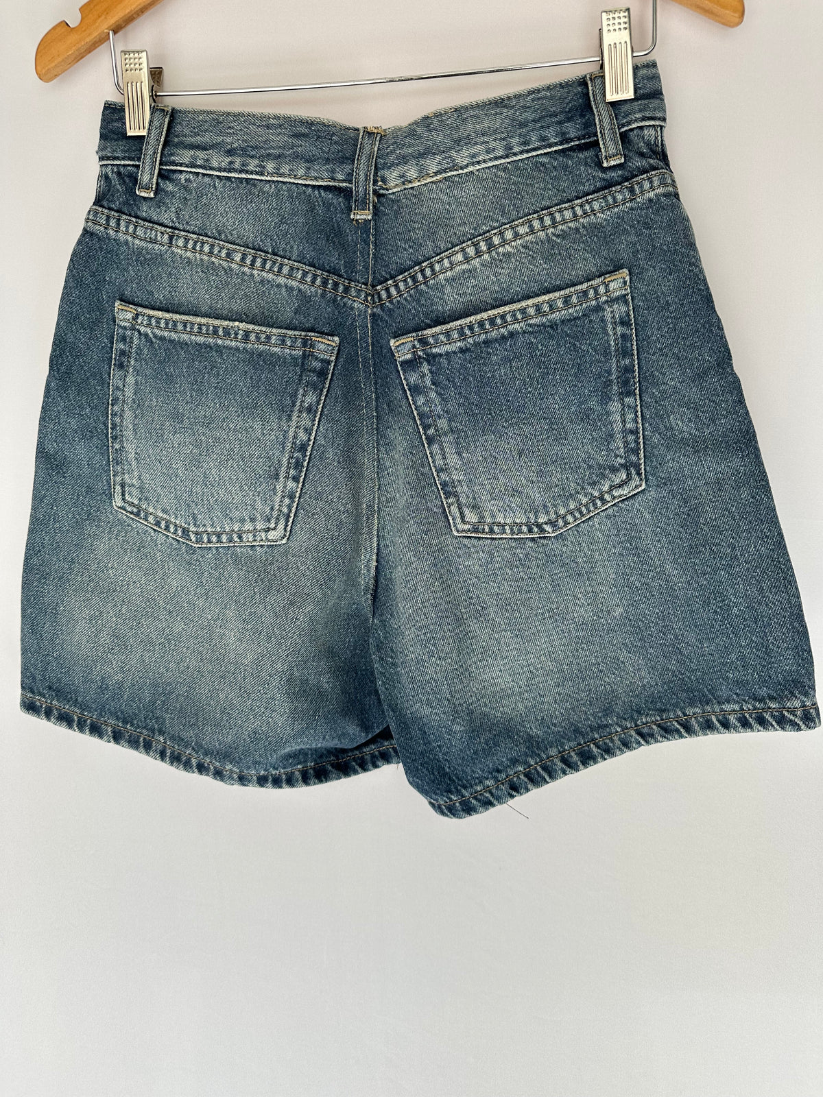 Zara · Bermuda jeans com brilhos