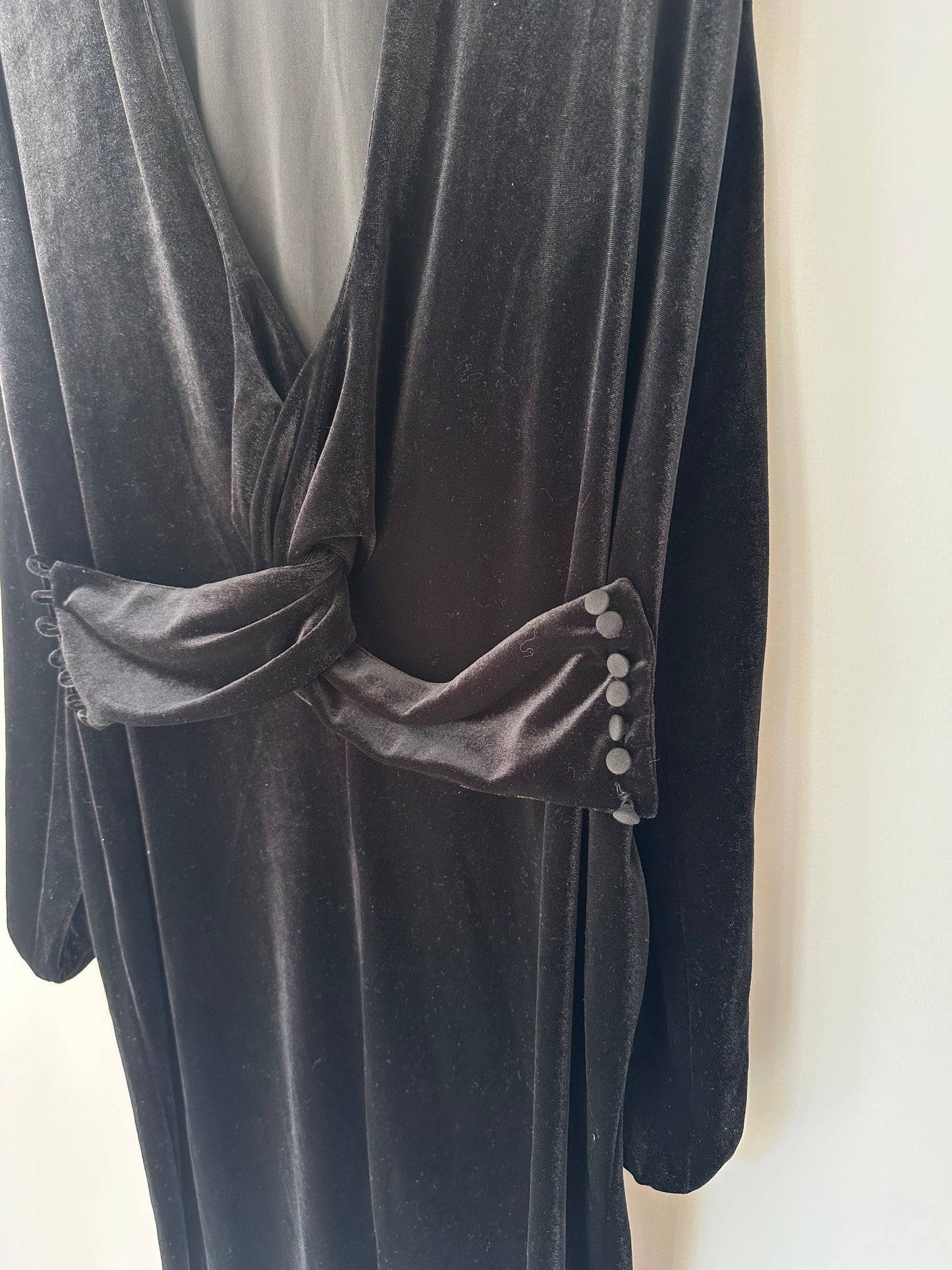 Ateen · Vestido curto em veludo cristal