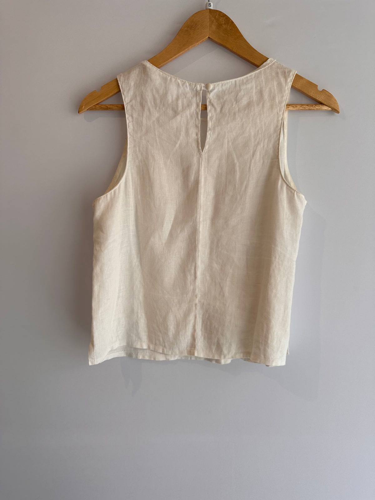 Detrave · Blusa sem manga em linho – branco – Tam. P