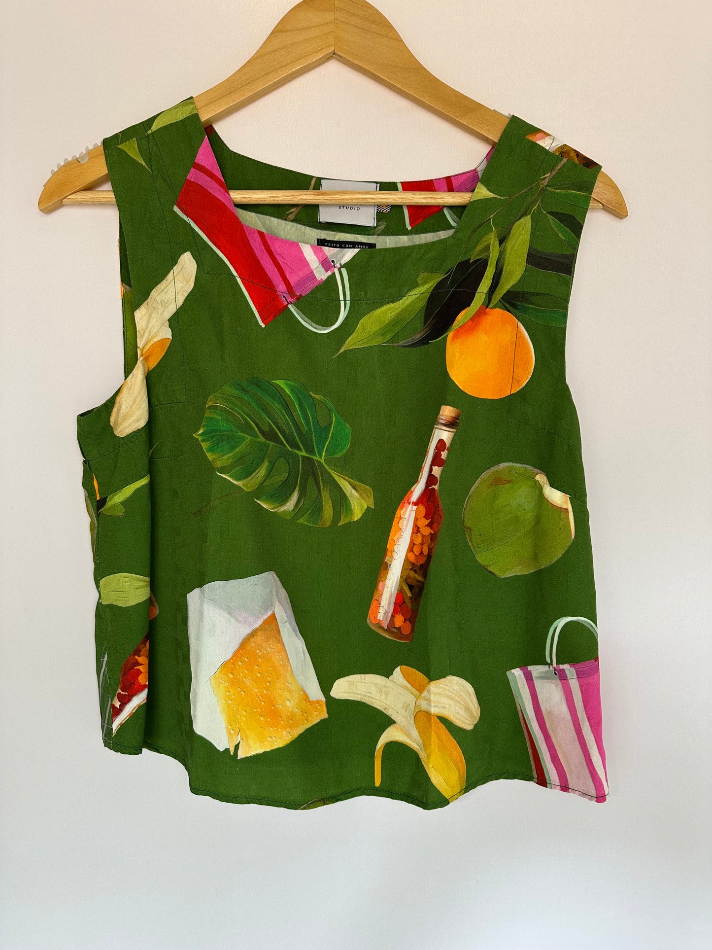 Outra · Blusa sem manga Benta