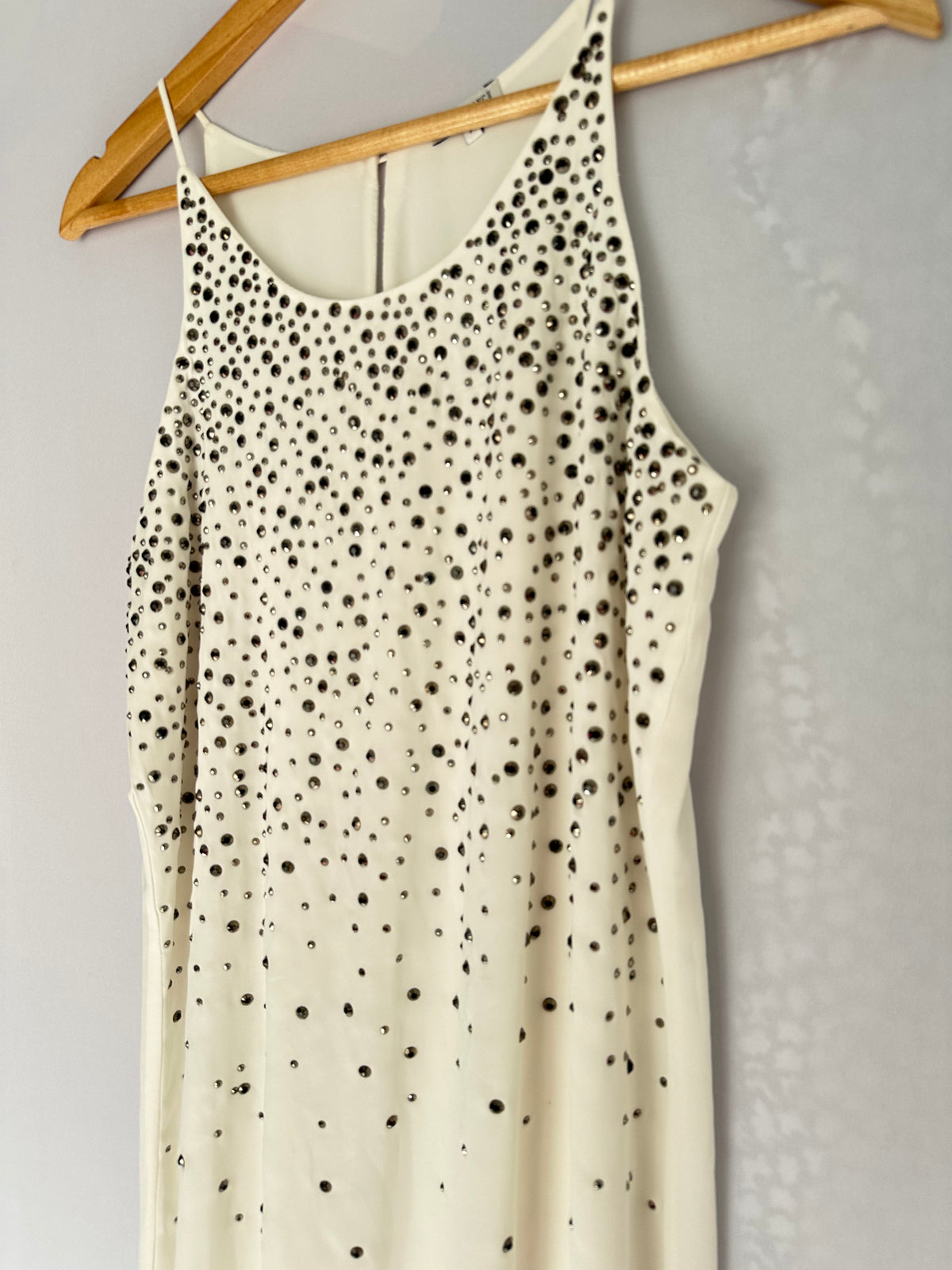 Le Lis Blanc · Vestido curto com aplicações de brilho