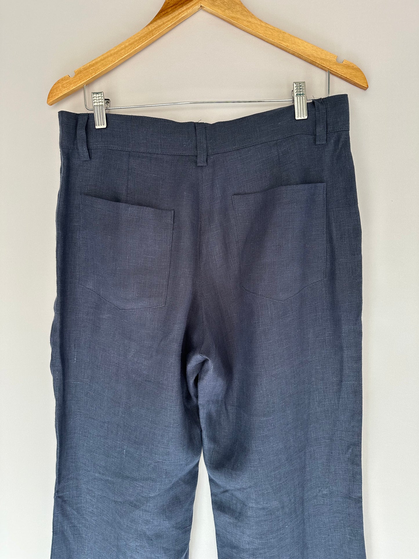 Outra · Calça em linho social marca LU