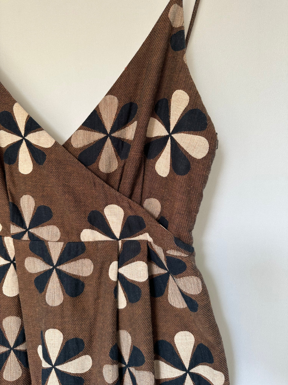 A Niemeyer · Vestido alcinha