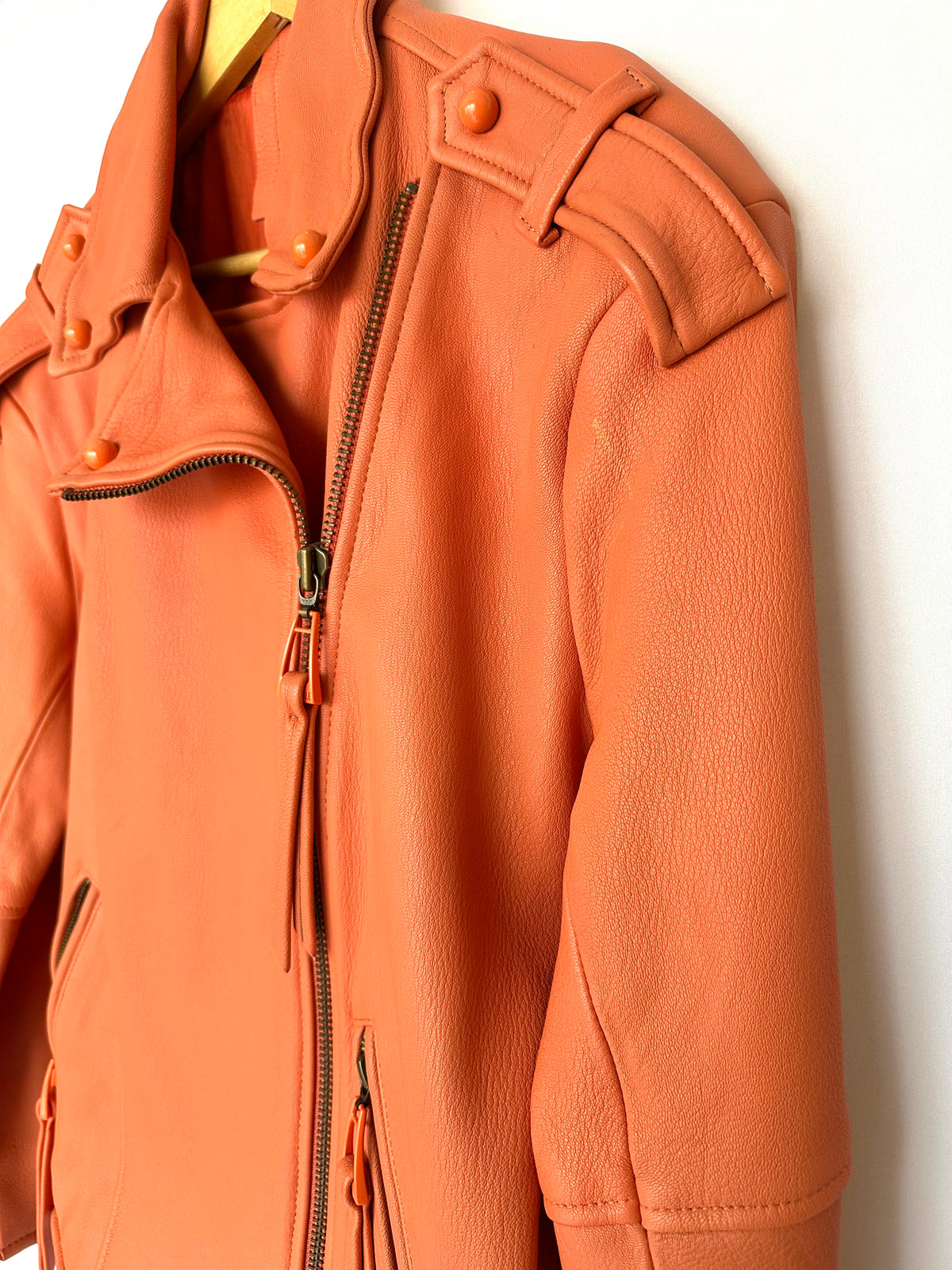 Animale · Jaqueta em couro coral estilo Biker – Tam. G
