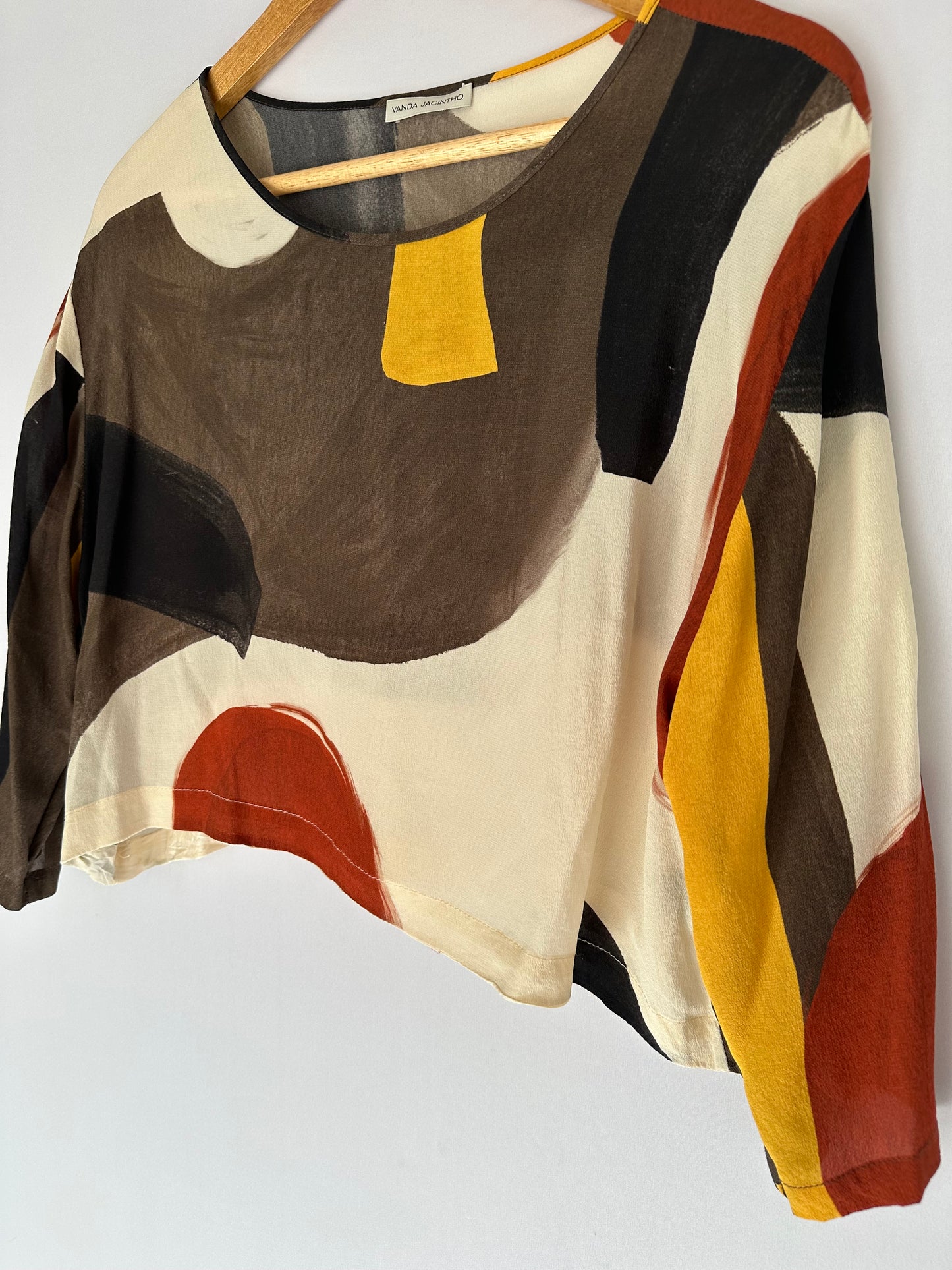 Vanda Jacintho · Blusa curta