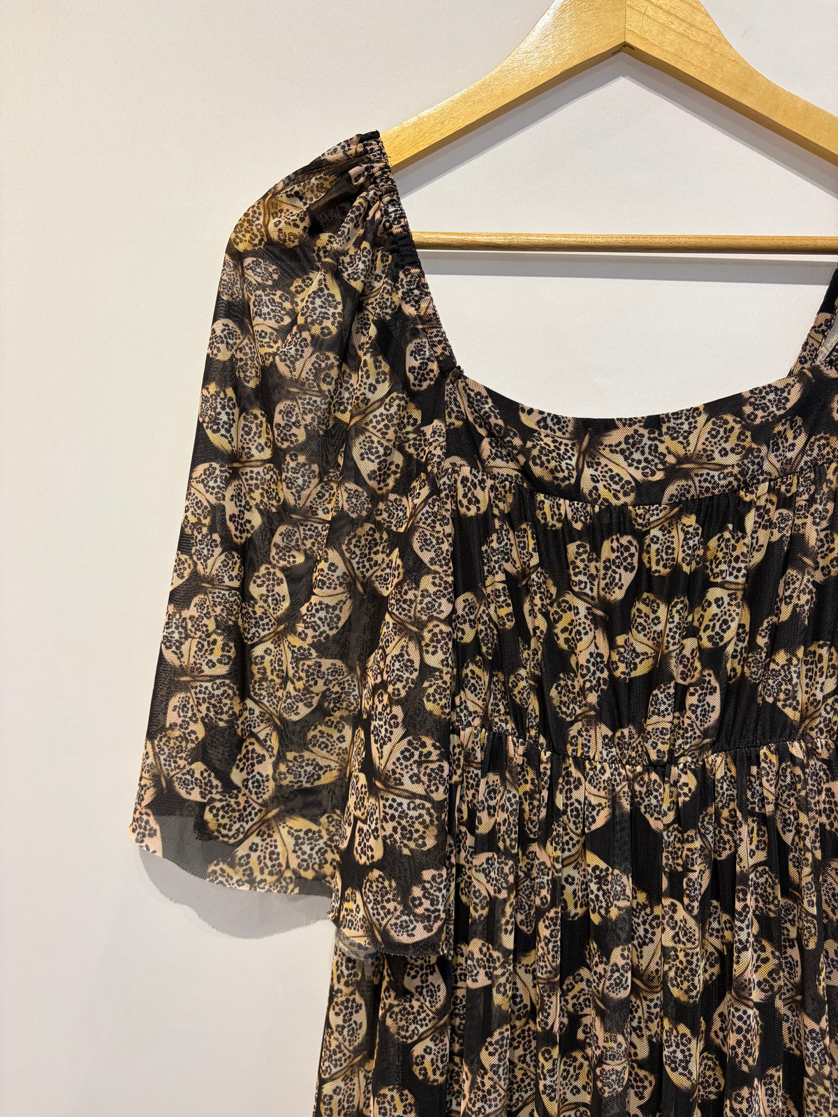 Dress To · Vestido em micro tule