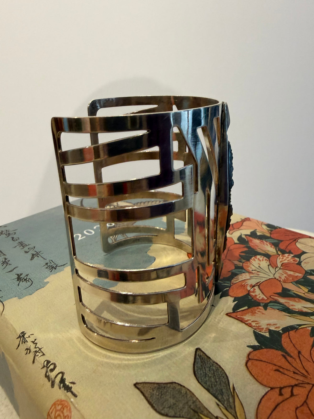 Francesca Romana Diana · Bracelete prata com aplicação de pedra
