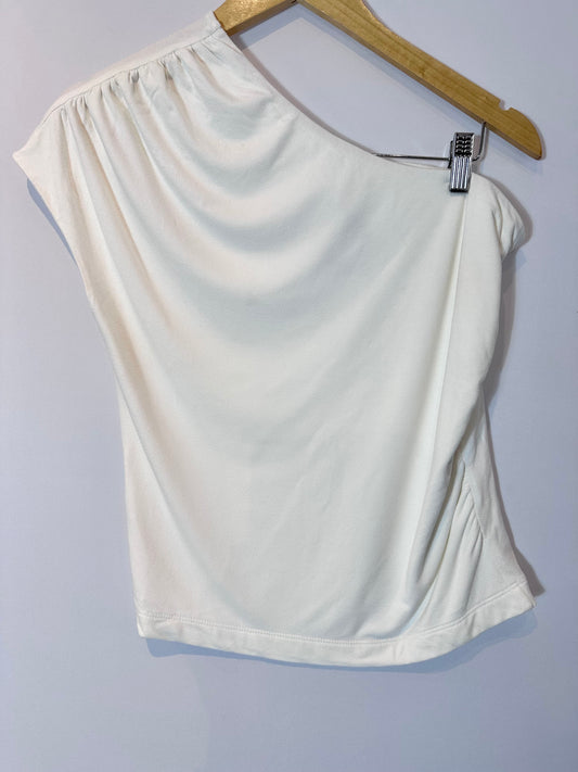 Le Lis Blanc · Blusa um ombro