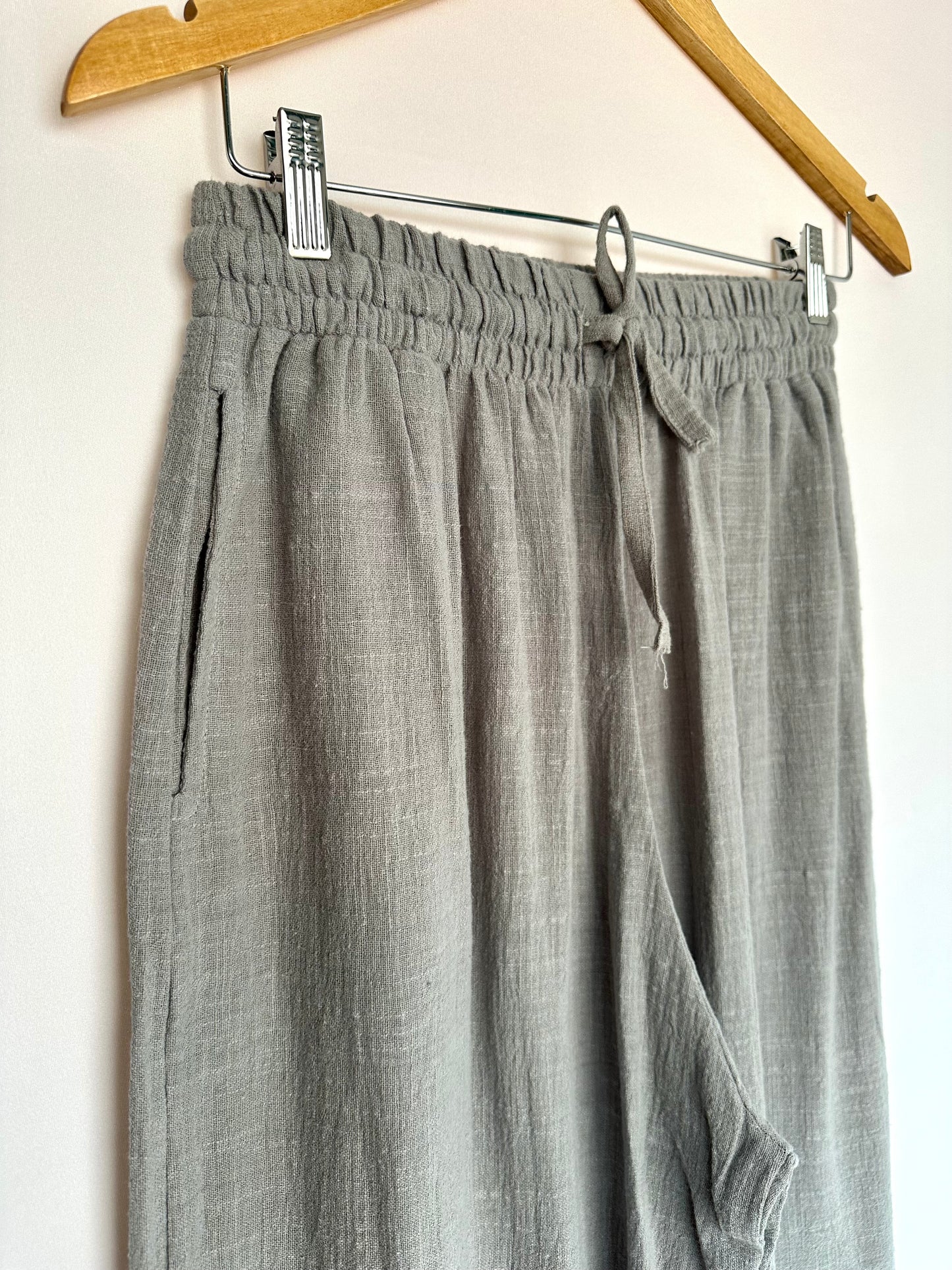 Outra · Calça reta em algodão soraque