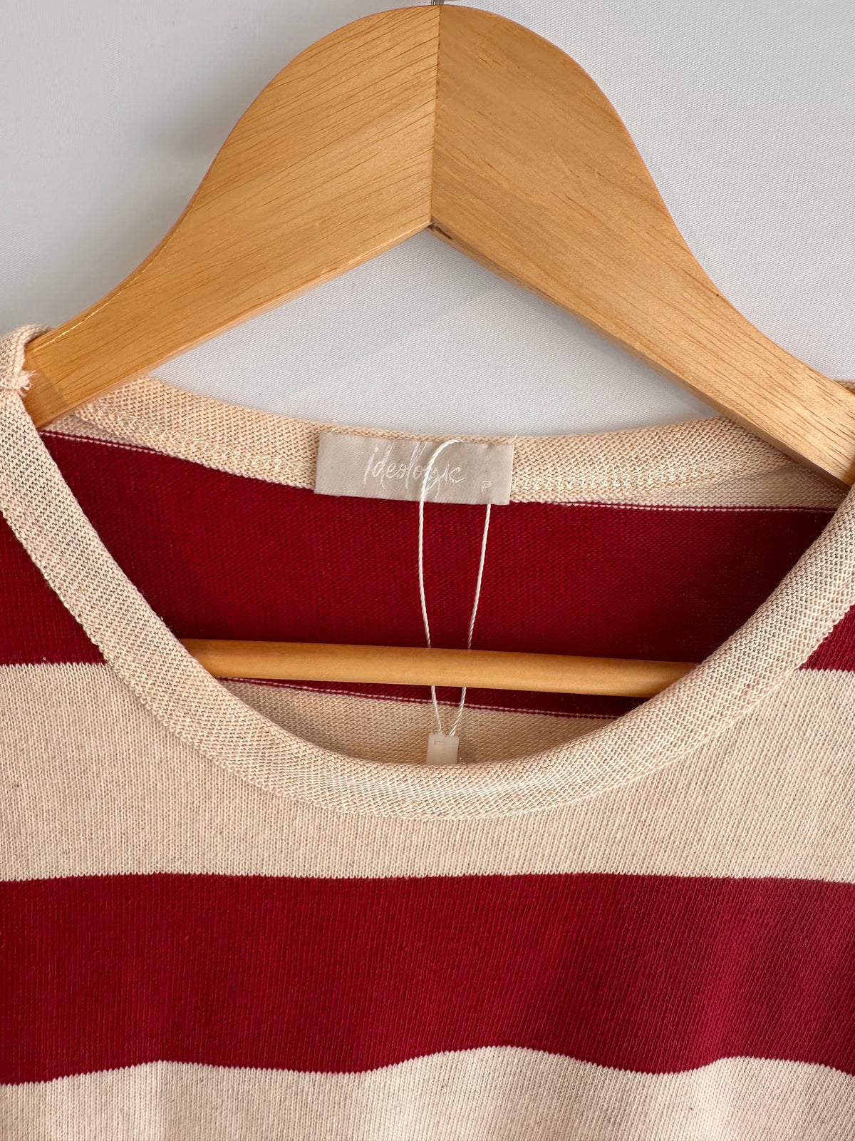 Ideologic · Blusa listrada – vermelho e bege listrado – Tam. P