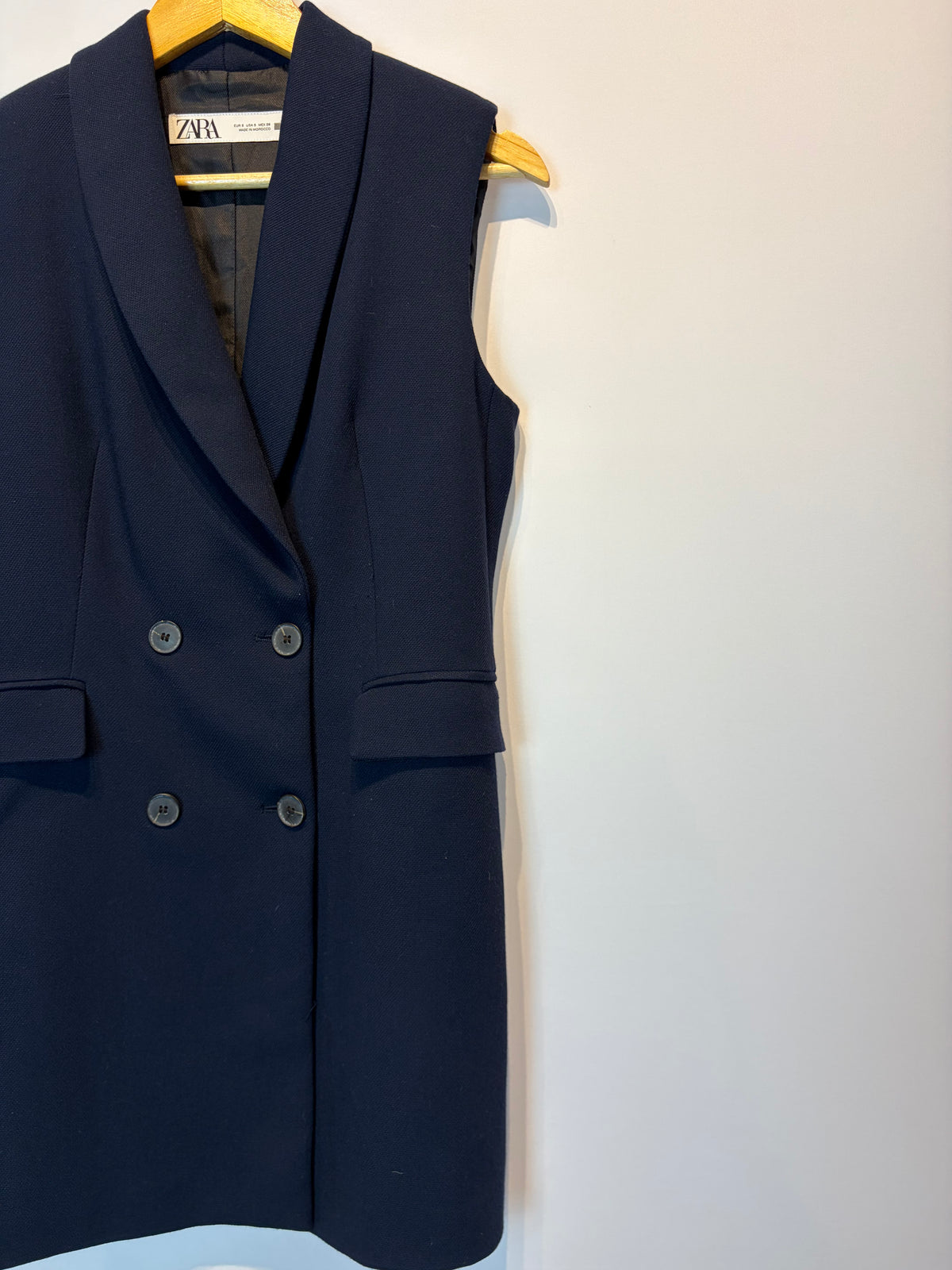 Zara · Vestido tipo colete