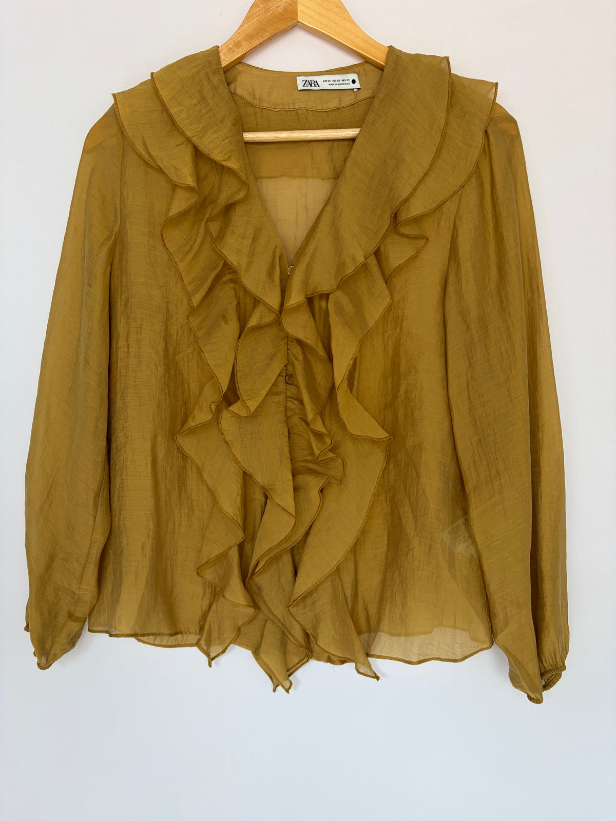 Zara · Camisa com babado