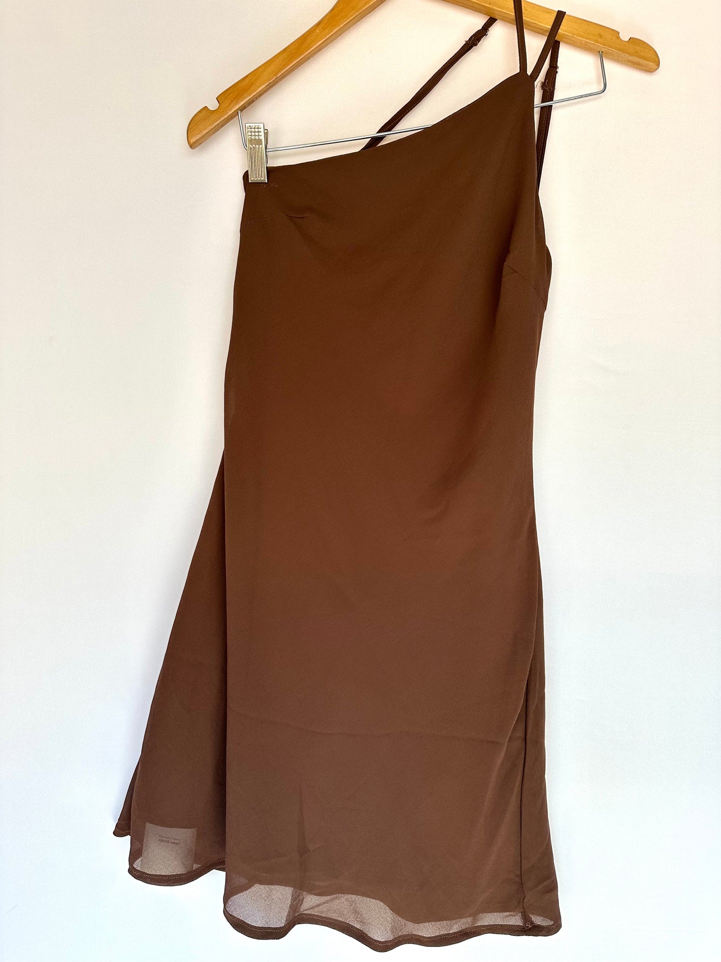 Outra · Vestido decote nas costas. Marca Haute