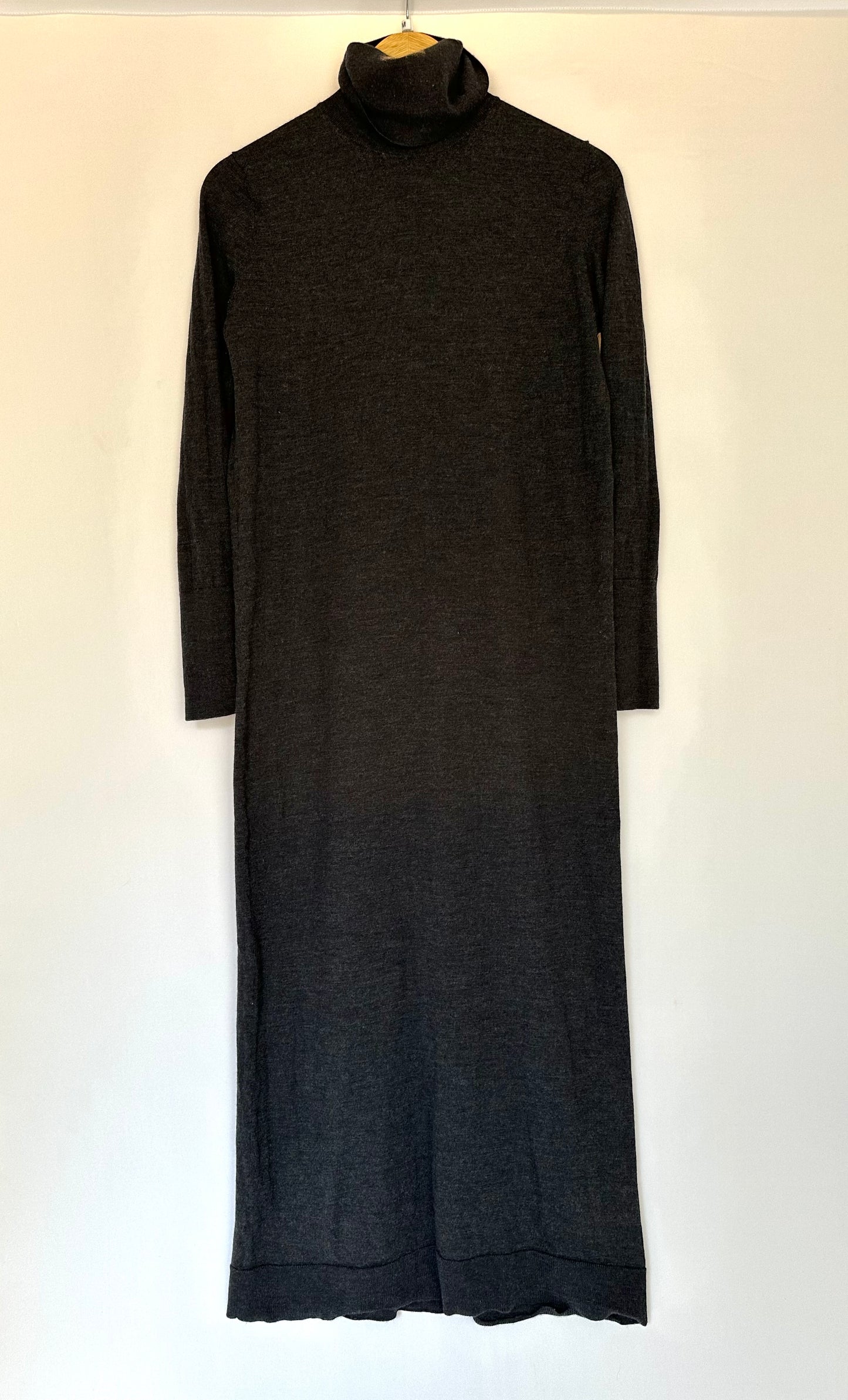 Zara · Vestido gola alta