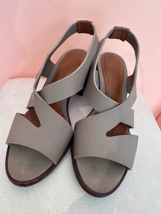 Manufact · Sandália em neoprene 36 – cinza