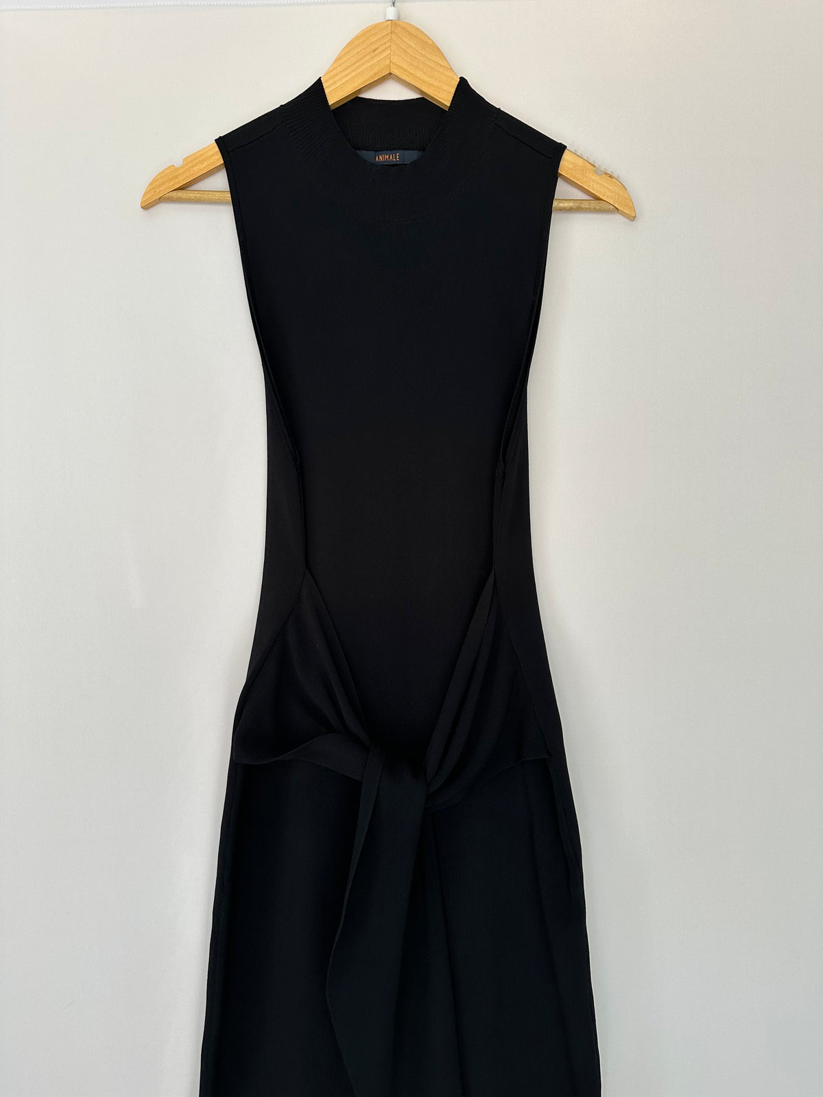 Animale · Vestido com detalhe de amarração – preto – Tam. M