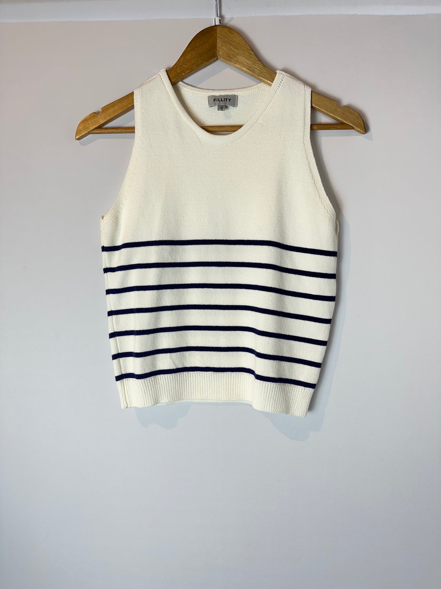 Fillity · Blusa sem manga