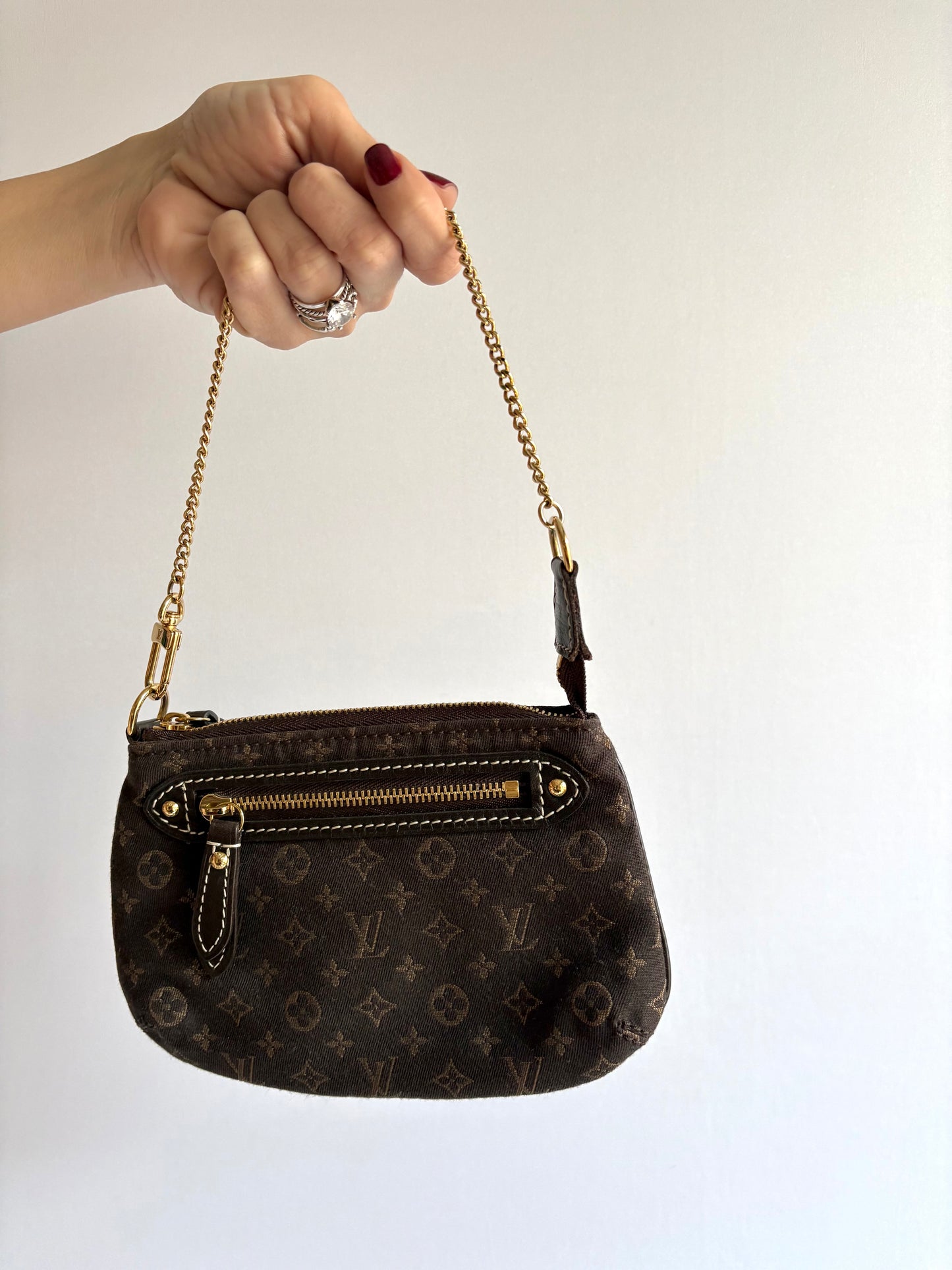 Louis Vuitton · Bolsinha de mão