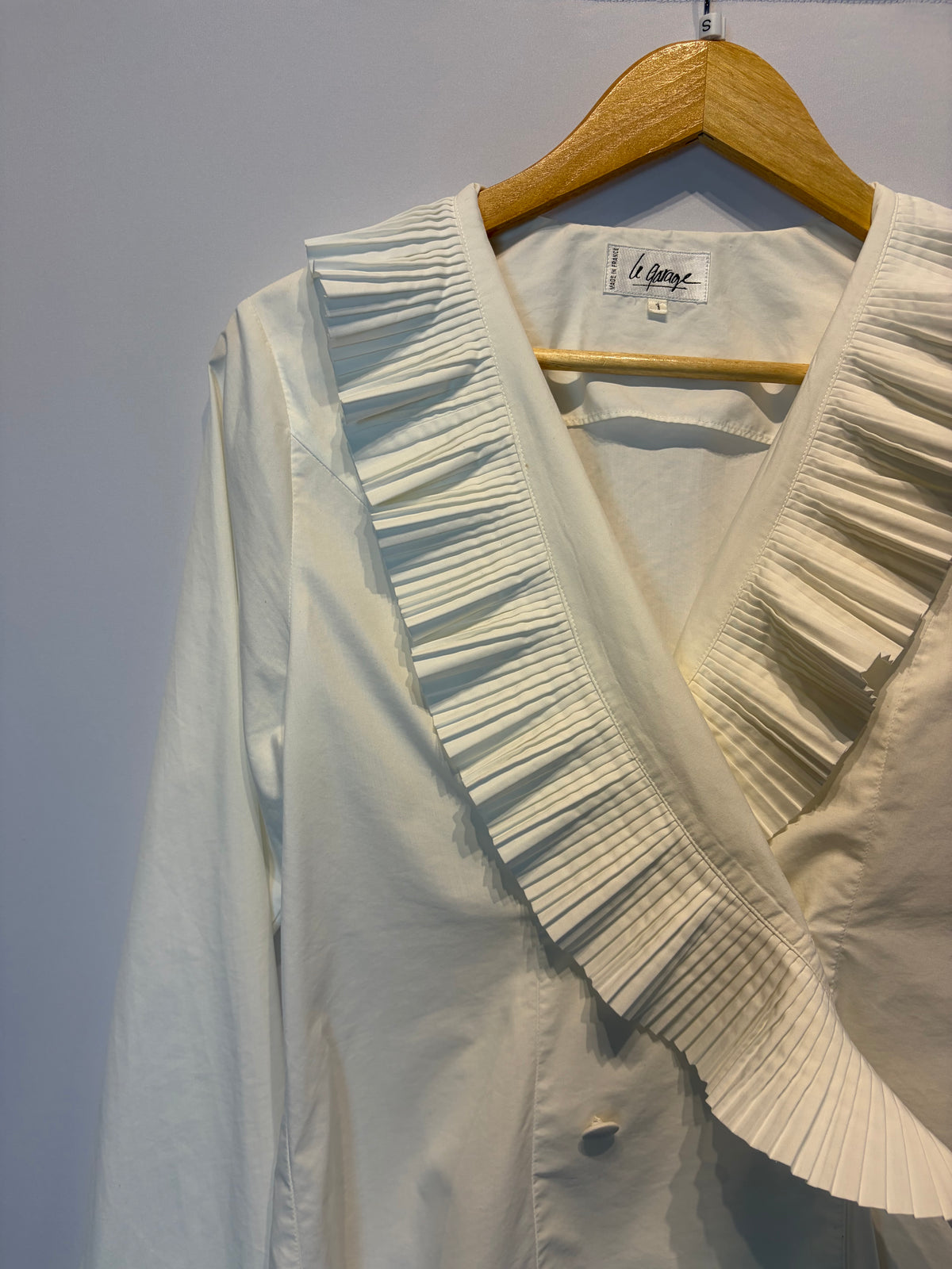 Camisa com gola em pregas – branco – Tam. P