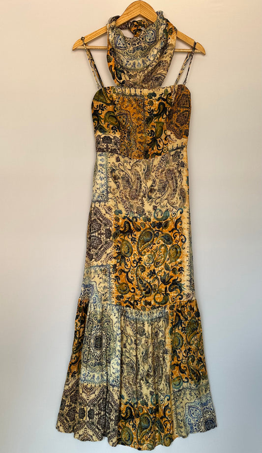 Garage · Vestido longo com lenço