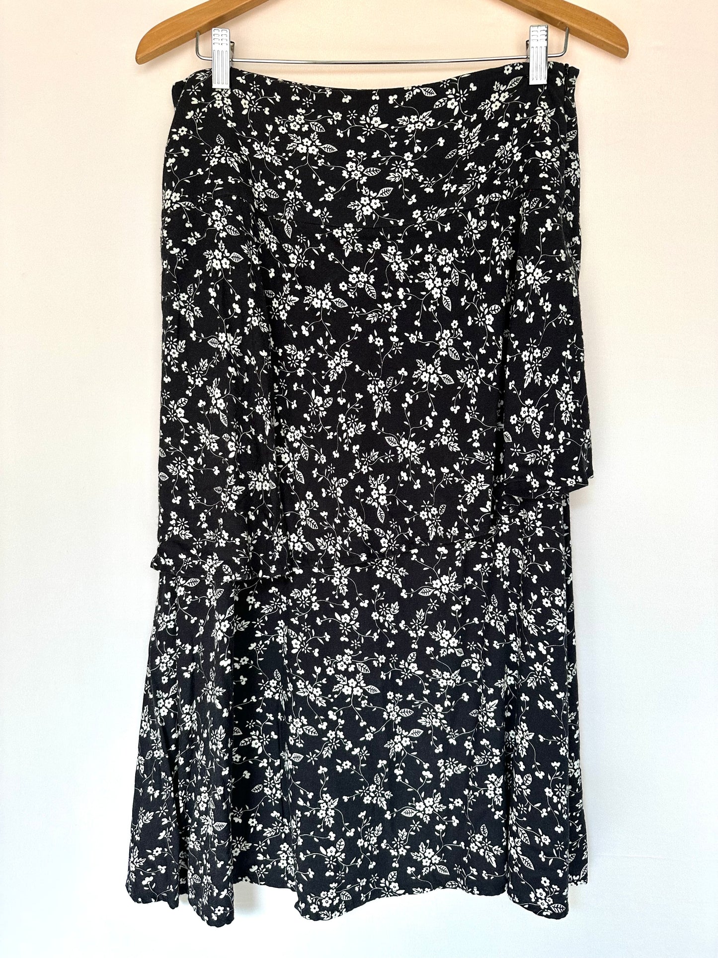 Leeloo · Saia babados conjunto