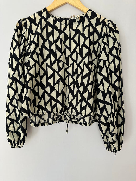 Zara · Blusa curta