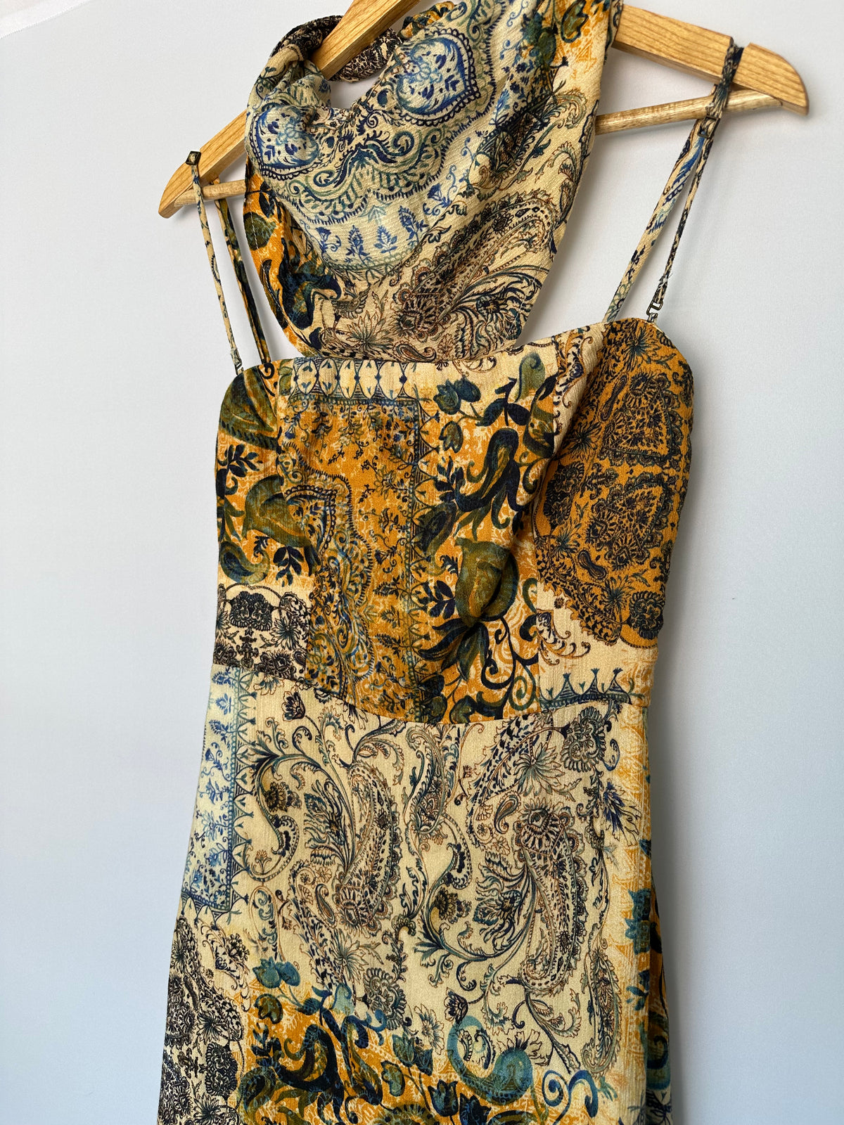 Garage · Vestido longo com lenço – colorido com tons pastéis – Tam. P