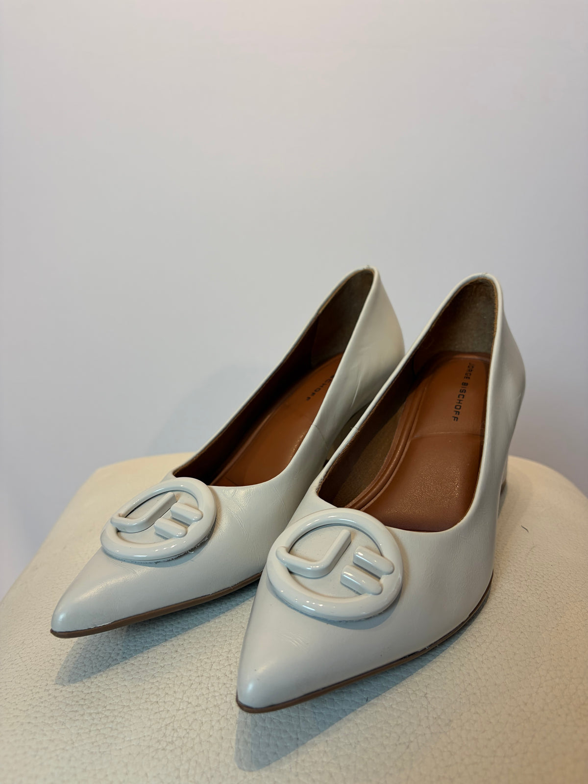 Jorge Bischoff · Scarpin com salta baixo 34