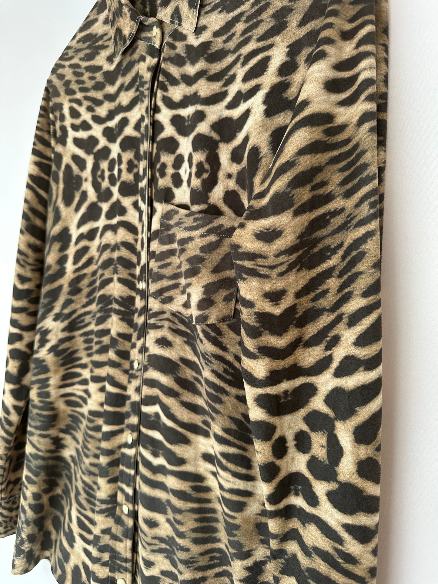 Camisa animal print Le Lis Blanc