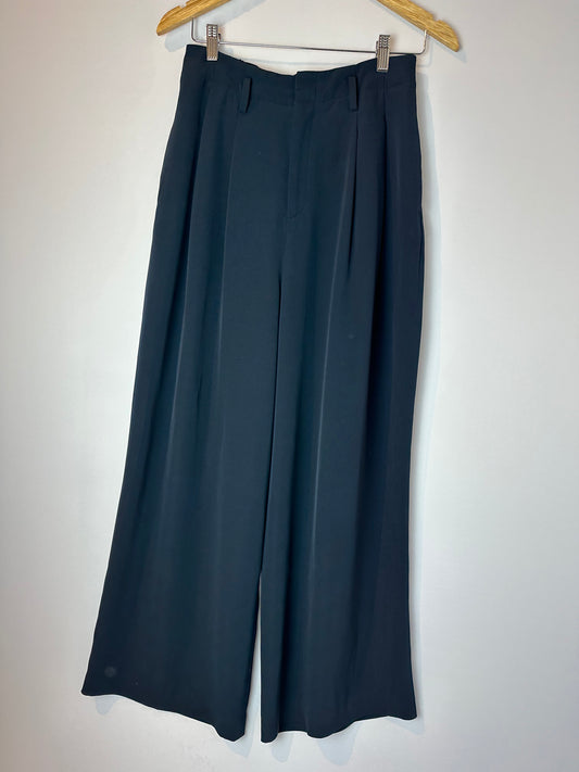 Uniqlo · Calça social com elástico