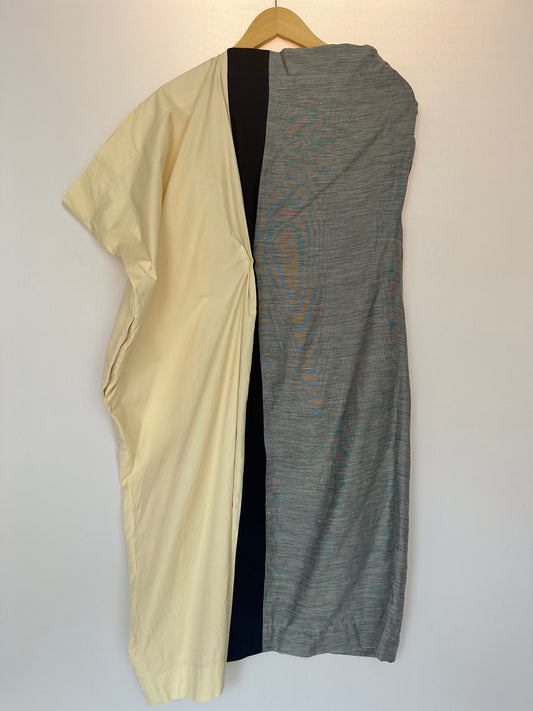 Fernanda Yamamoto · Vestido quadrado