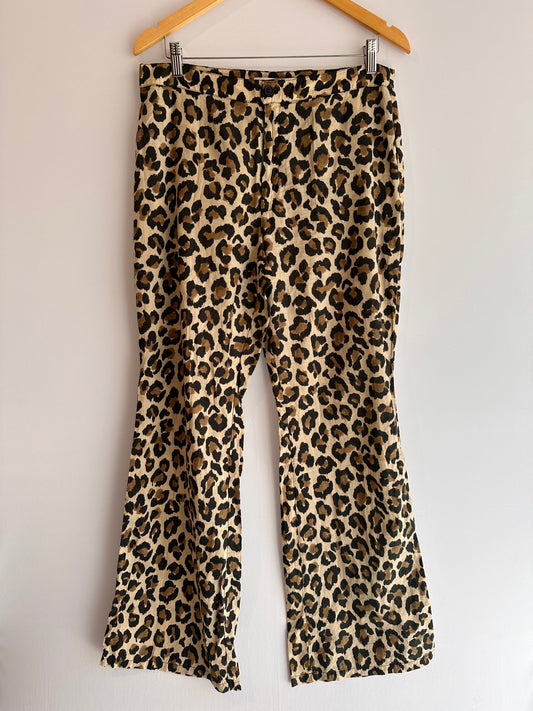 Zara · Calça reta animal print
