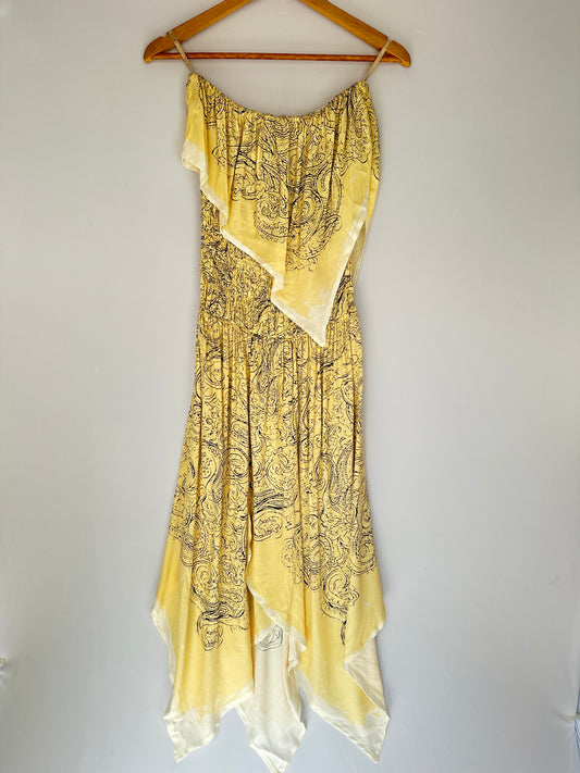 Open · Vestido tomara que caia