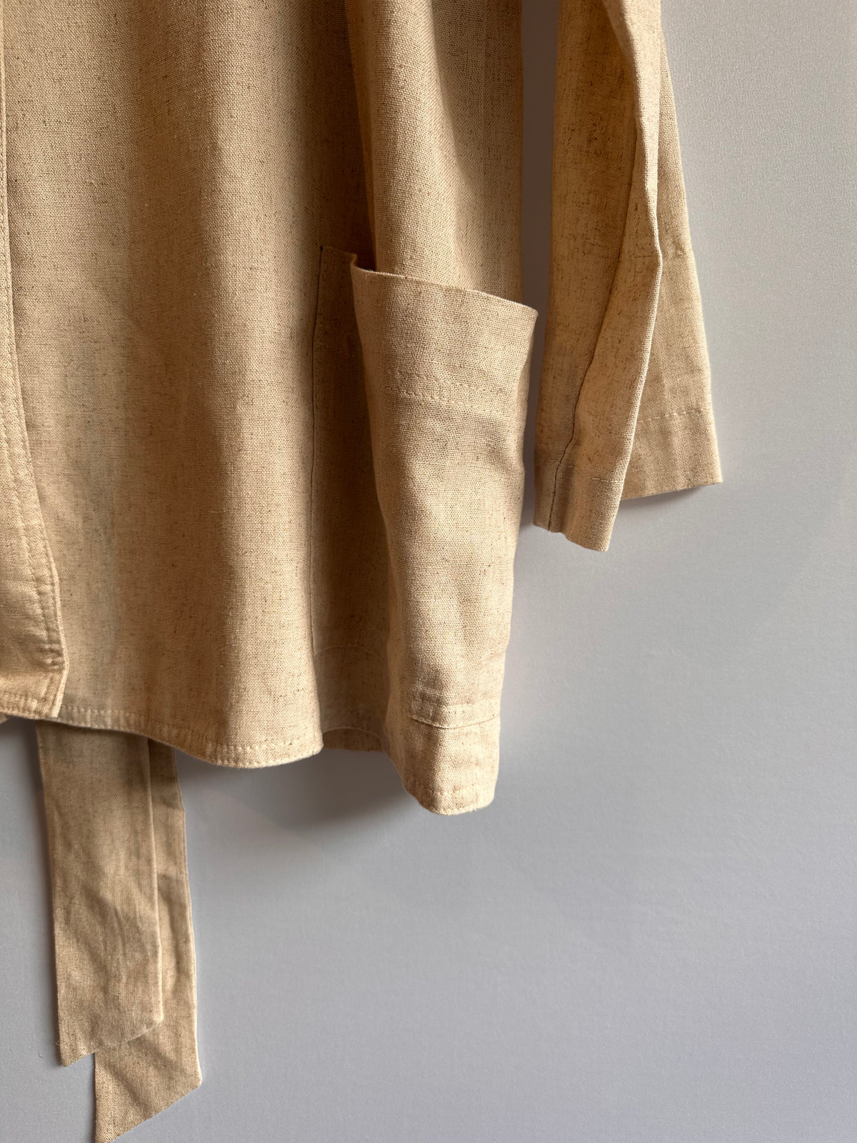 Sacada · Blazer em linho com faixa – bege – Tam. P