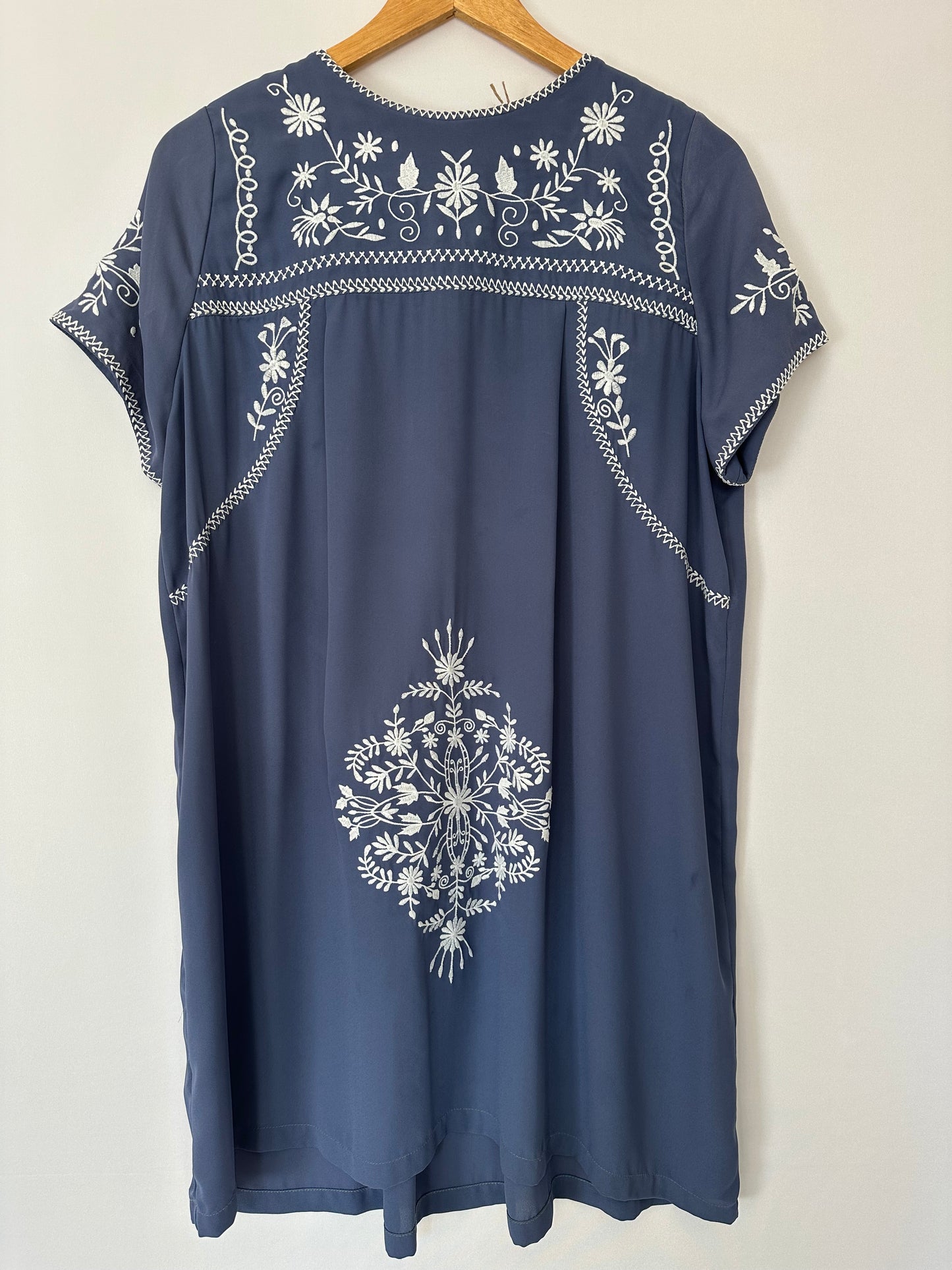 Lenny Niemeyer · Vestido curto bordado
