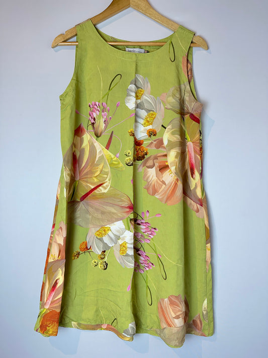 Outra · Vestido curto Benta studio