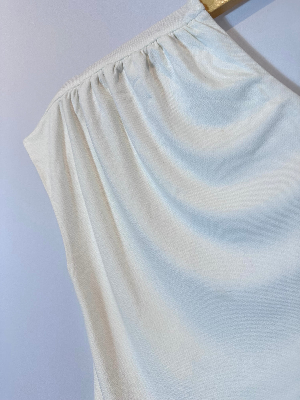 Le Lis Blanc · Blusa um ombro – branco – Tam. P