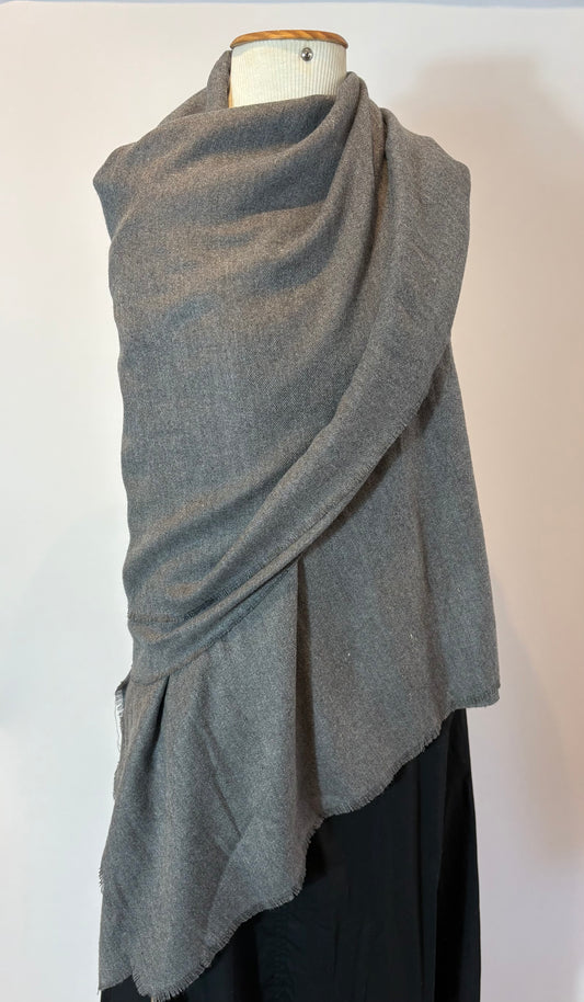 Zara · Pashmina cinza grande