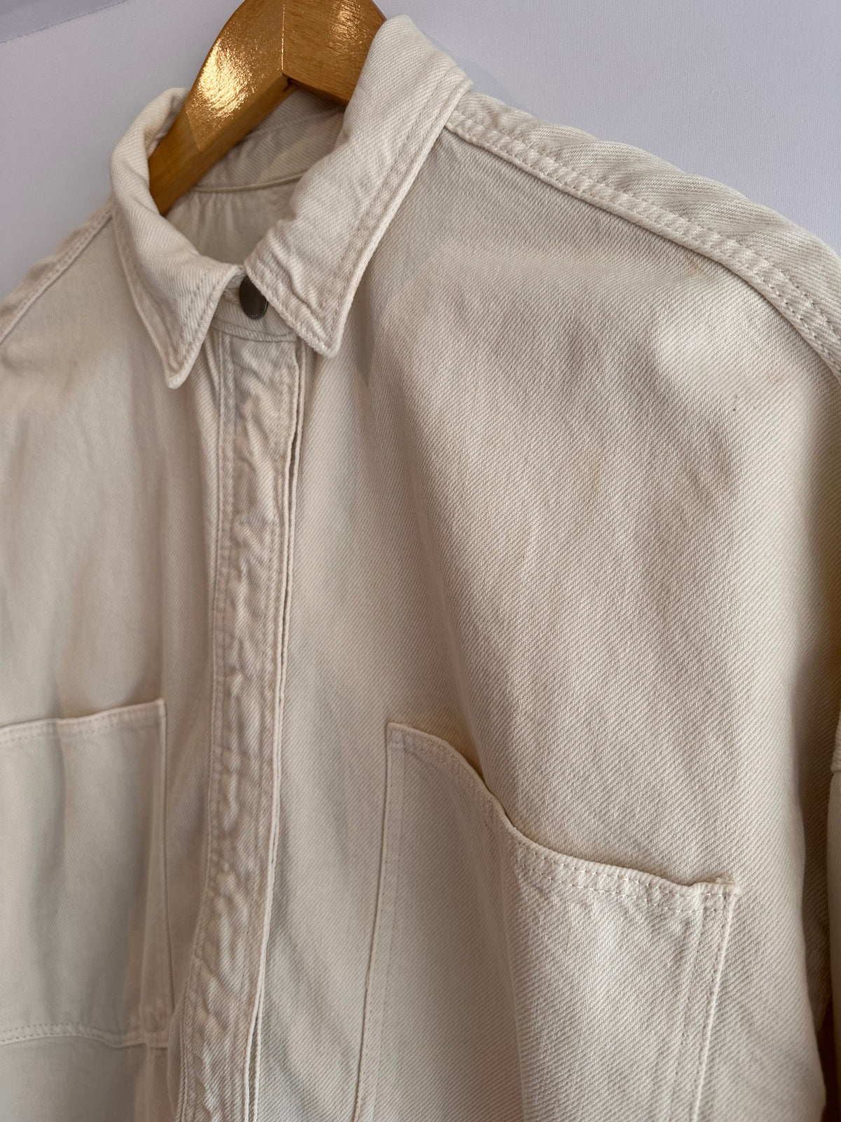 Zara · Camisa com bolsos – off-white – Tam. P