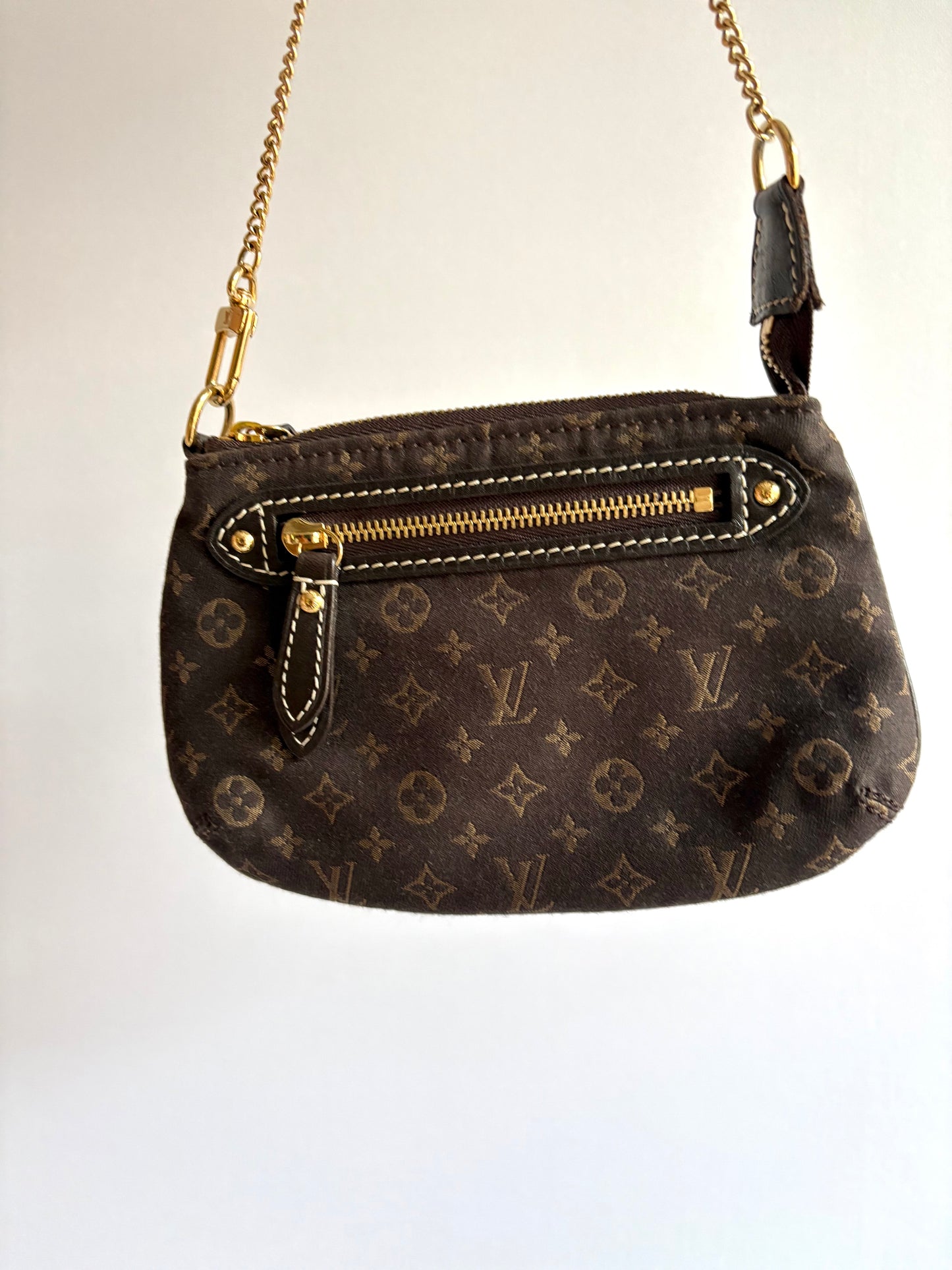 Louis Vuitton · Bolsinha de mão