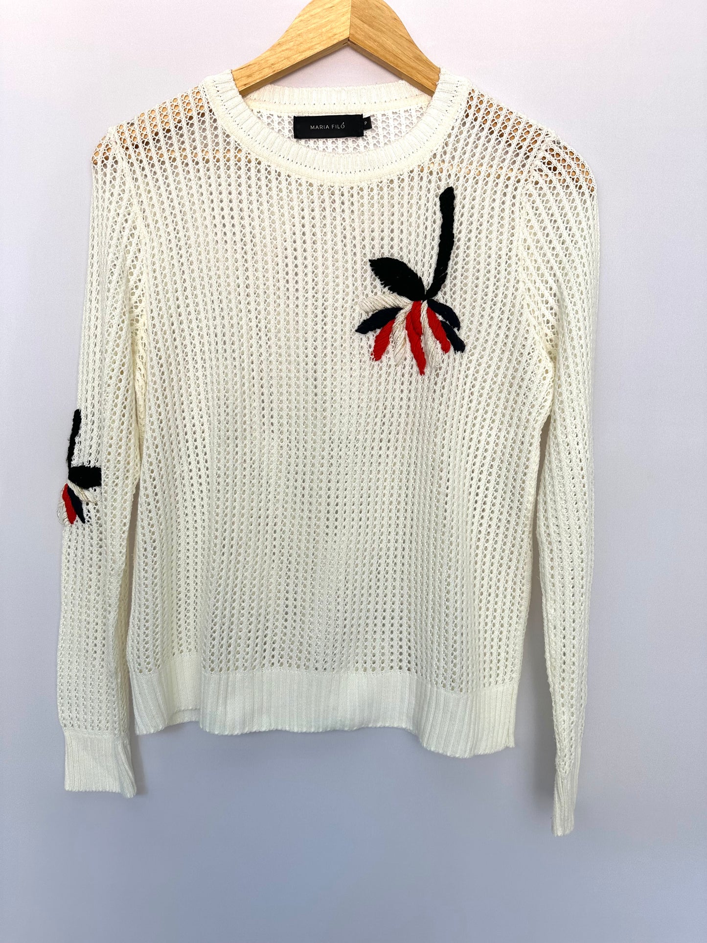Maria Filó · Blusa em tricô bordada