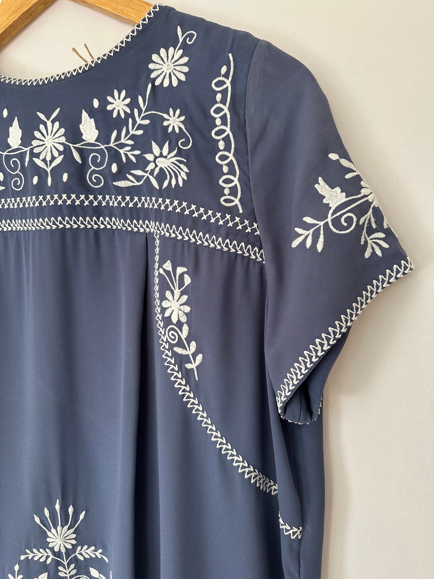 Lenny Niemeyer · Vestido curto bordado